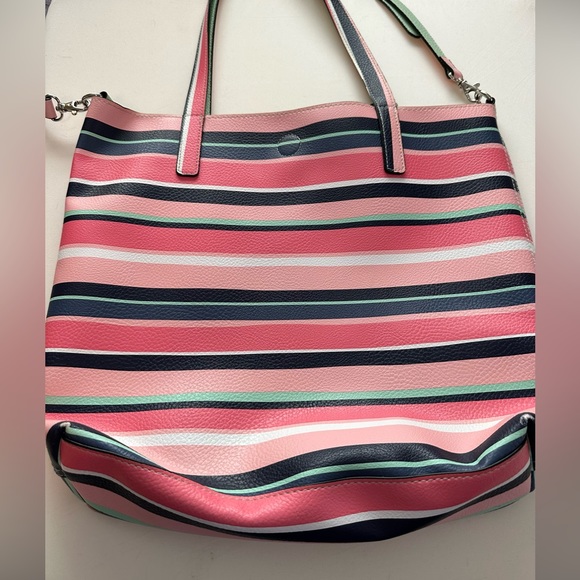 Pretty striped reversible tote bag - Picture 3 of 7